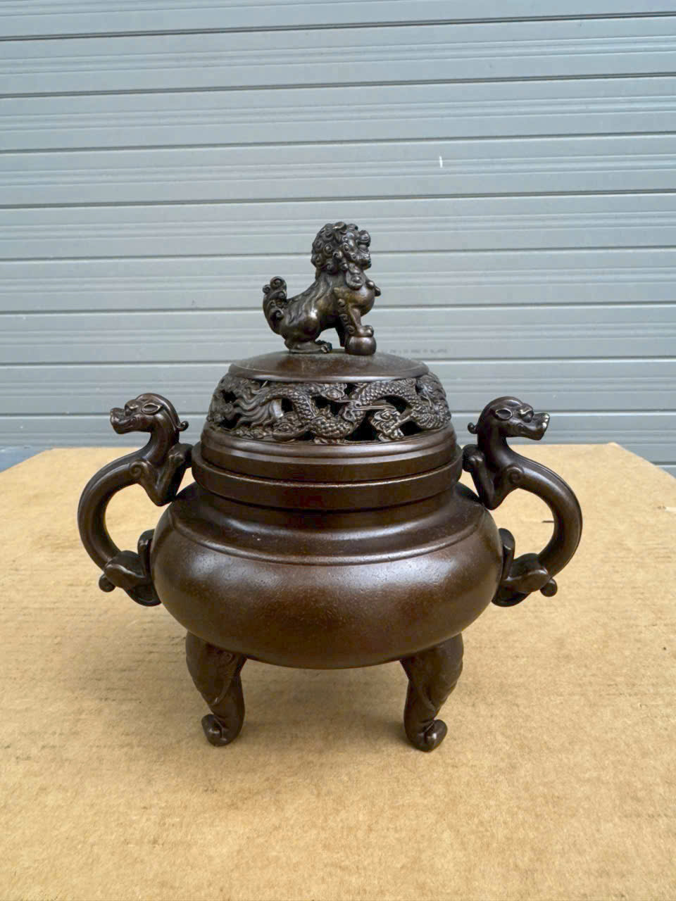 Bộ Lư Trầm Bằng Đồng Giả Cổ Nắp Nghê Hai Kích Thước